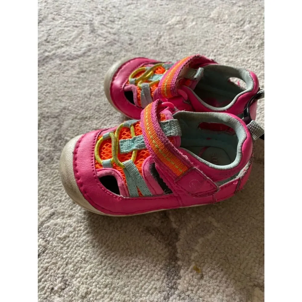 Stride Rite closed toe